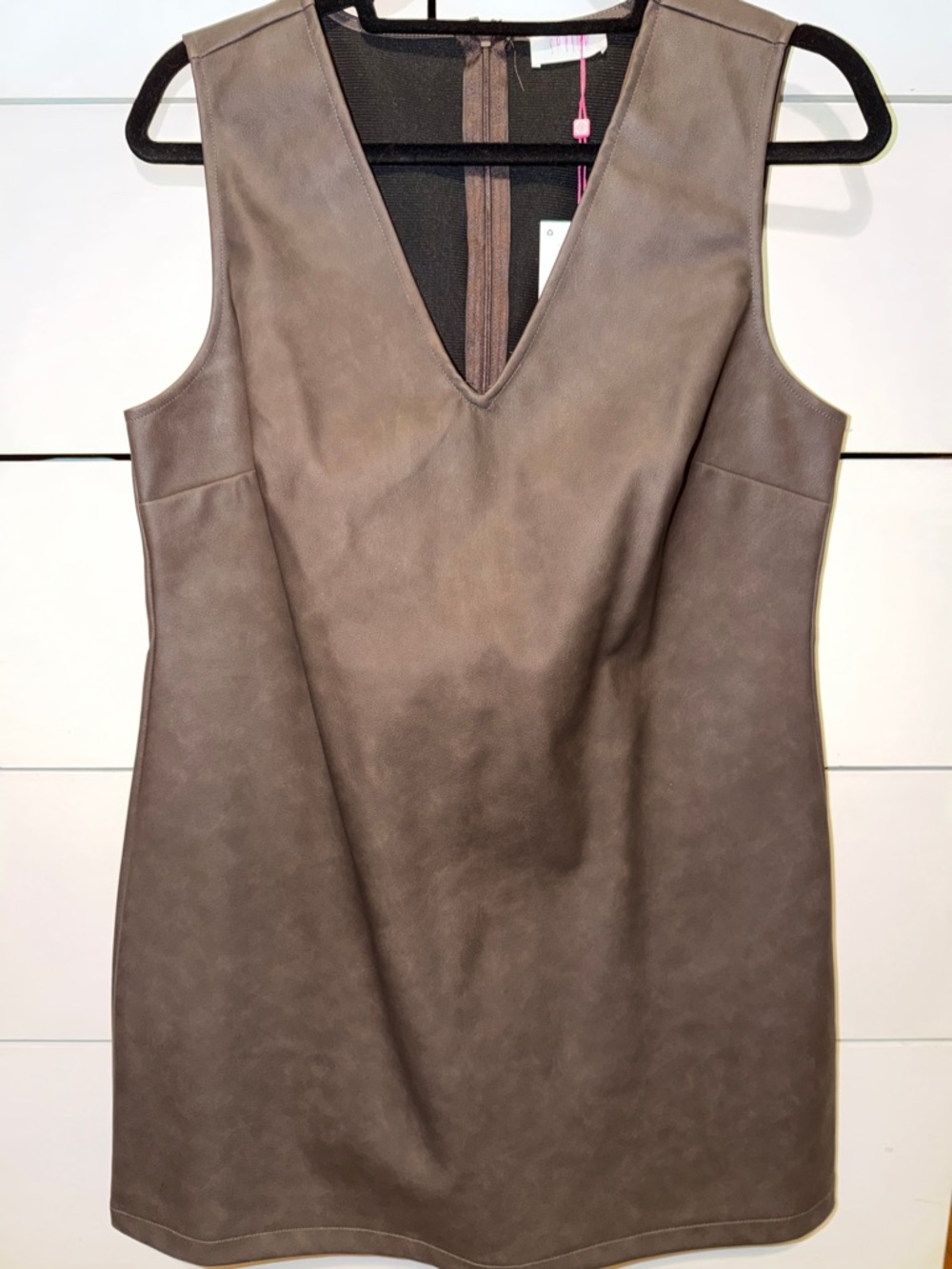 Savida Sleeveless V-Neck Faux Leather Shift Dress in Brown M - Picture 3 of 7